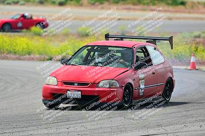 media/May-04-2024-Team Topak Racing (Sat) [[1dff1aa745]]/Inter Low 1/Session 2/